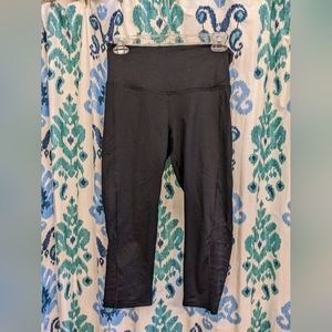 Black Champion capri workout leggings
